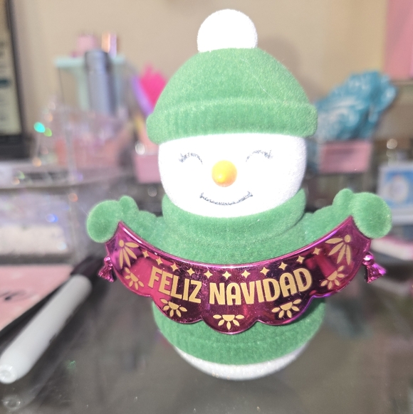 Wallflower Plug - Picture 1 of 4